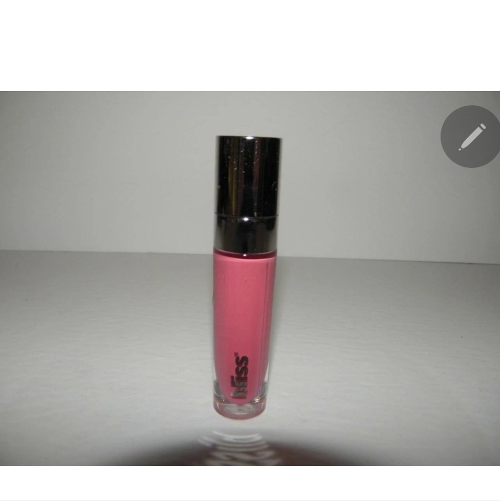BLISS Bold Over Long Wear Liquifeld Lipstick in READ MY TULIPS (Full Size) NEW!